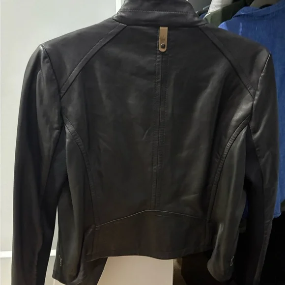 Mackage Women's Sleek Black Leather Jacket - Picture 2 of 4